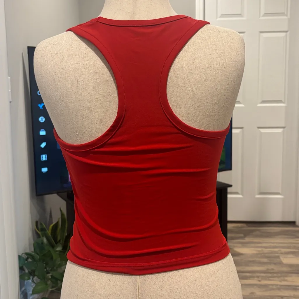 Old navy power soft racer back cropped shell tank size medium red - Image 3