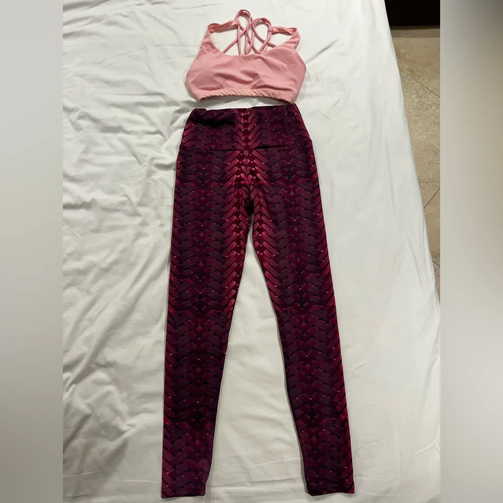 Pink Crop Top and Patterned Leggings Set - Image 2