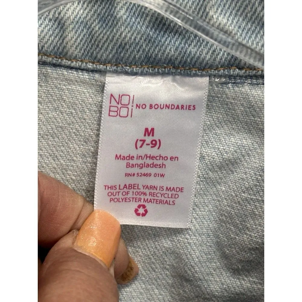 No Boundaries Light Wash Denim Jacket Size M Pockets Button Up Collar Distressed - Image 3