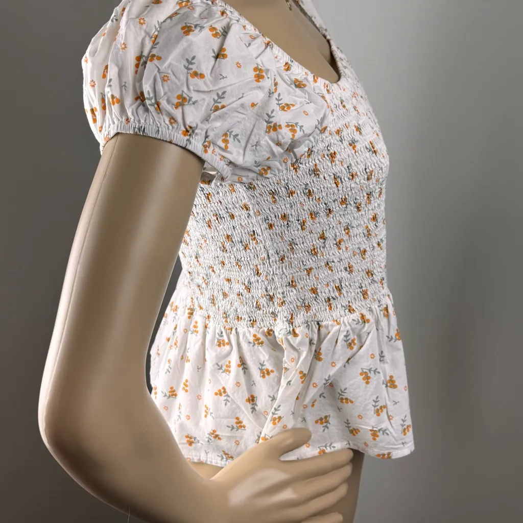 Floral‎ Smocked White Top - Image 6