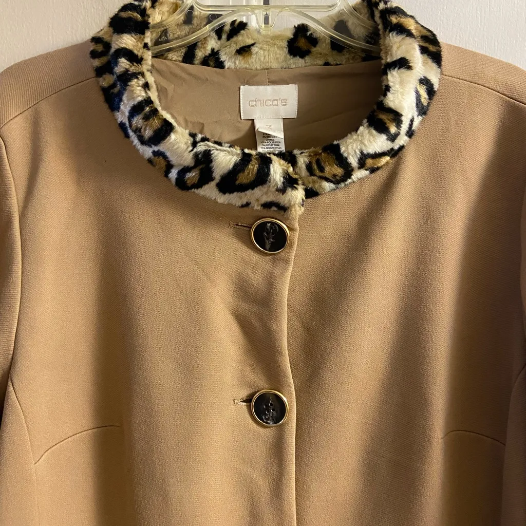 Chico’s jacket button front faux fur collar in camel XL Tan - Image 4