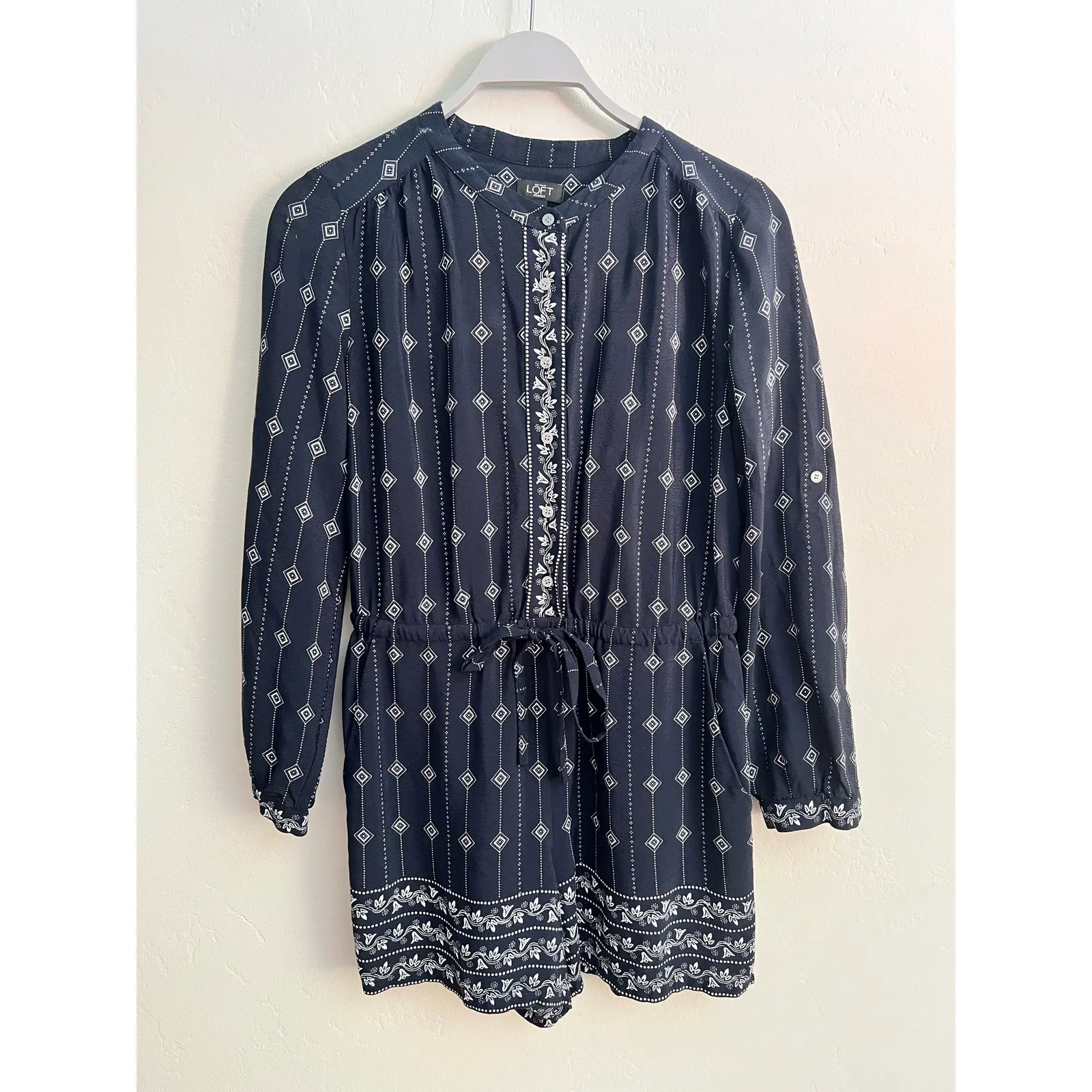 Ann Taylor Loft Petites Shorts with Long Sleeves Navy Romper Size: Small SP - Image 4
