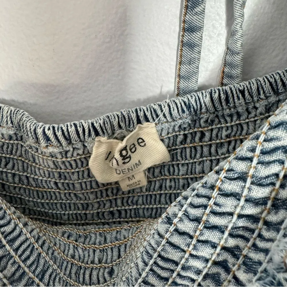 Bungee denim smocked dress size medium - Image 5