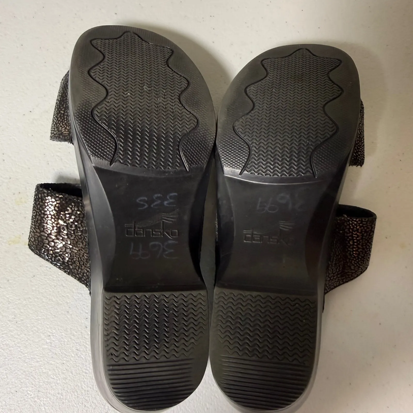Dansko Black Leather Slide Sandals Women 40 US 9.5 10 Comfort Buckle Shoes - Image 3