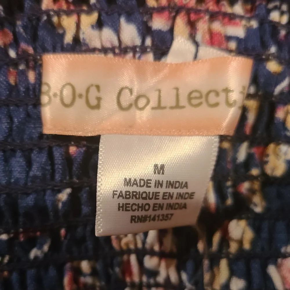 BOG Collective Floral Crop Top Size Medium Black - Image 4