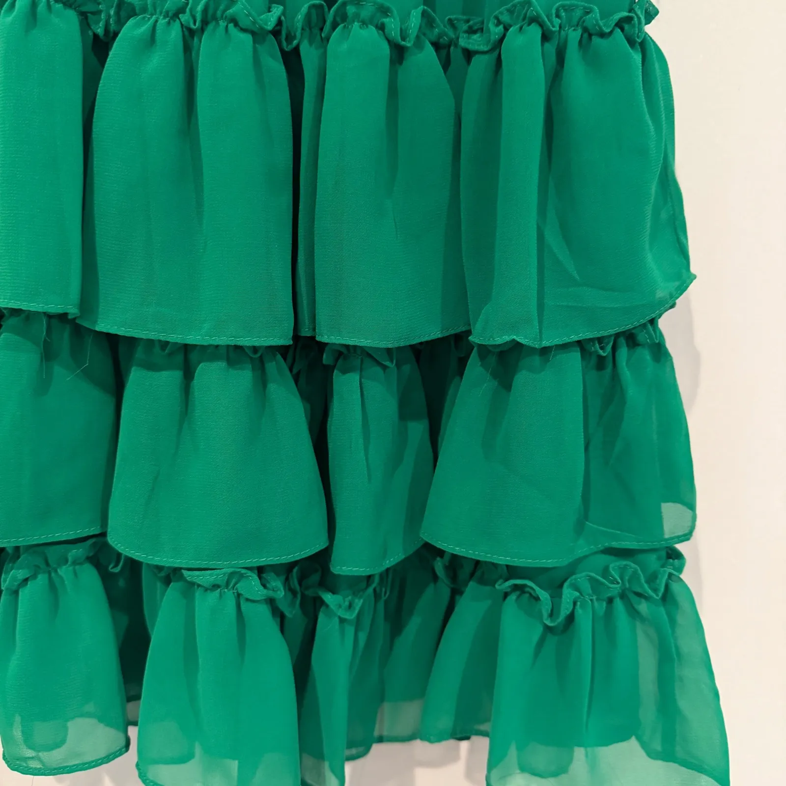 1.‎ STATE Tiered Ruffle Sleeveless Mini Dress Women's XS Green Dainty Feminine - Image 4