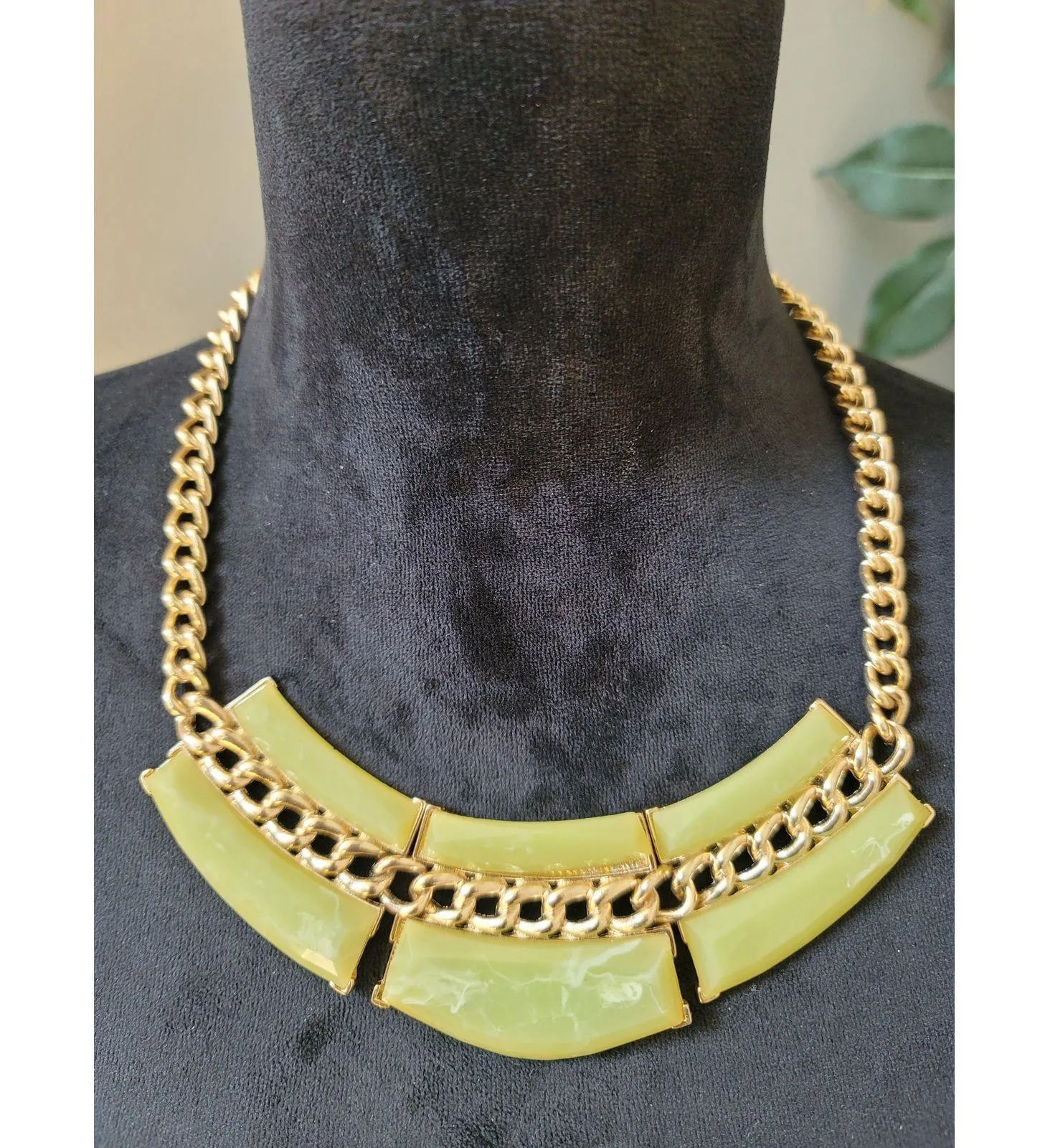 Women's Green Resin Statement Necklace With Gold Chain And Lobster Clasp Lock - Image 2