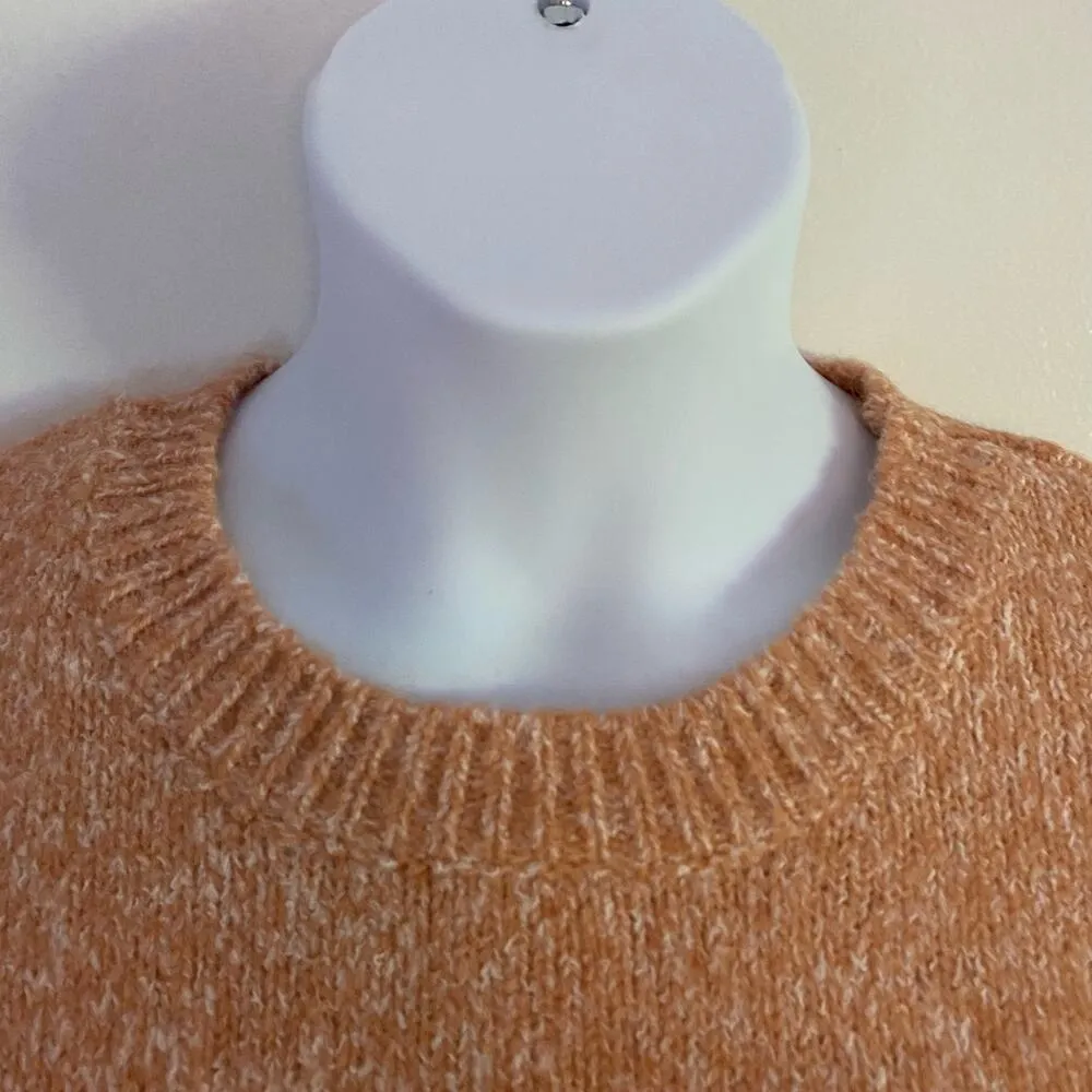 Pink Clover Crew Neck Orange White Soft Fuzzy Sweater L Large NWOT - Image 2