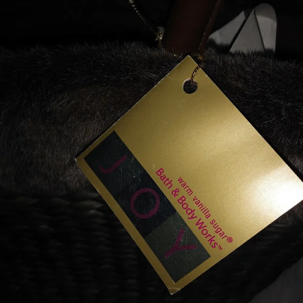 Bath & Body Works Brown Straw Fur Trimmed Bag - Image 2