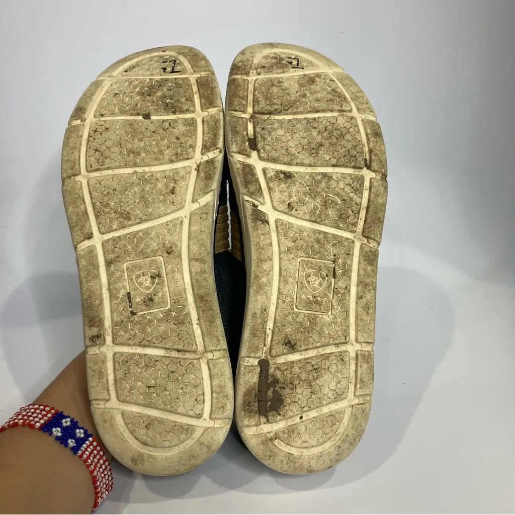 Ariat Ryder shoes in blue denim slip on women’s size 10 casual sneakers loafers - Image 7