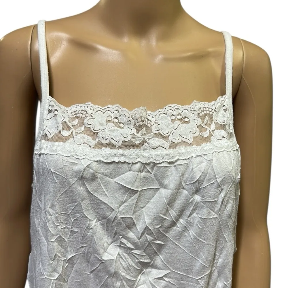 Maurices White Solid Lace Trim Crinkle Camisole Tank Spaghetti Straps 0 or 14 - Image 3