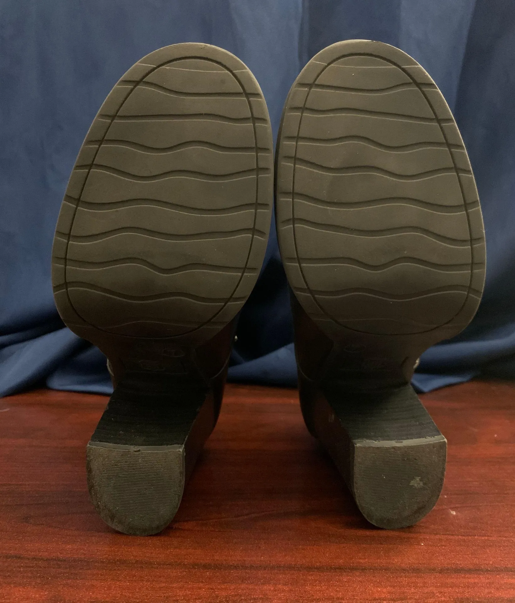 Chunky Heel Black Size 7 - Image 3