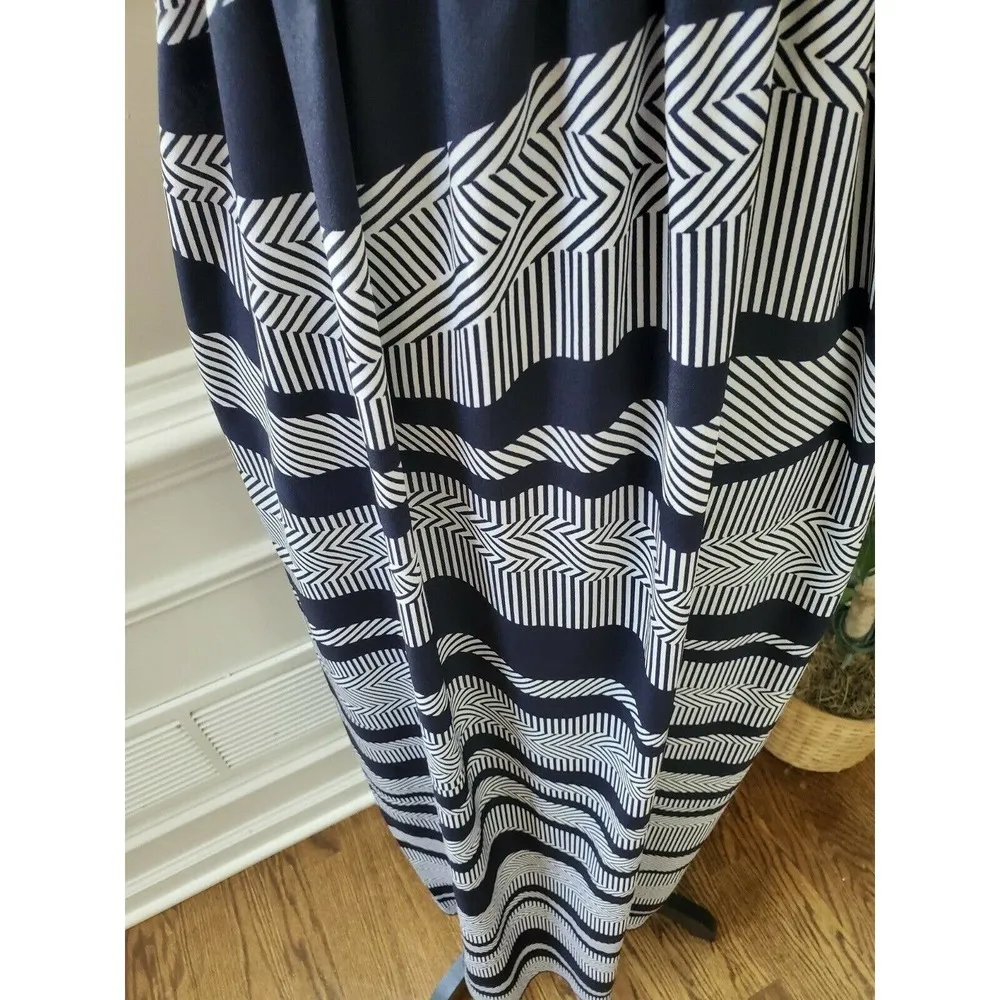 Romeo & Juliet Couture Women's Blue & White 100% Polyester V-Neck Dress Size S - Image 4