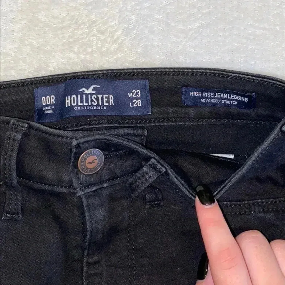 Hollister Ripped Jeans - Image 2