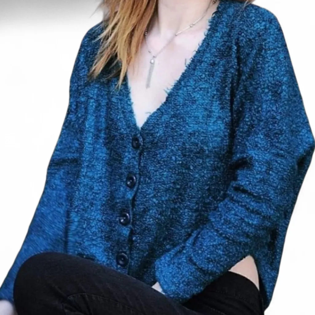 Boucle V‎ Neck Cardigan Blue - Image 5