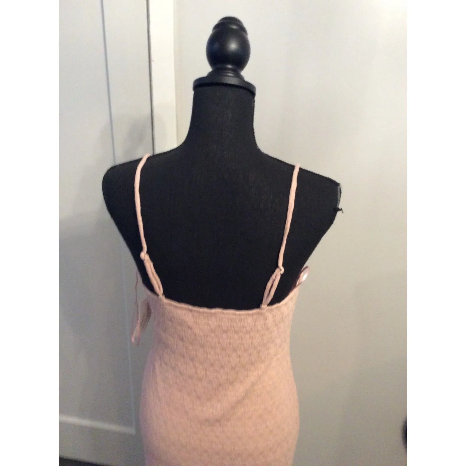 New NWT Kirious Rose Pink Gown Textured Spaghetti Straps Lined Large - Image 4