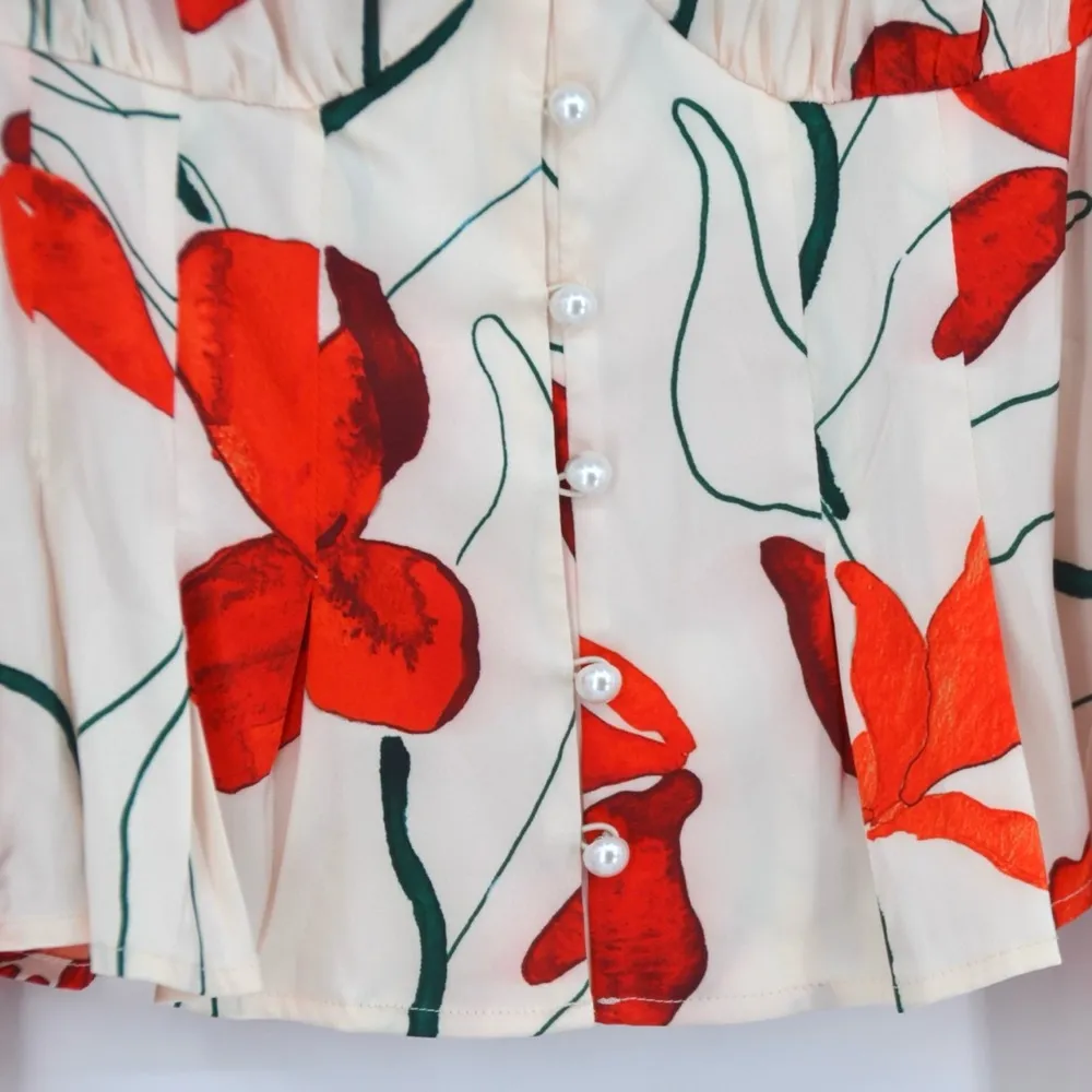 NEW Hutch Britt Button Front V-Neck Satin Top Puff Sleeve White Red Women's XS - Image 6