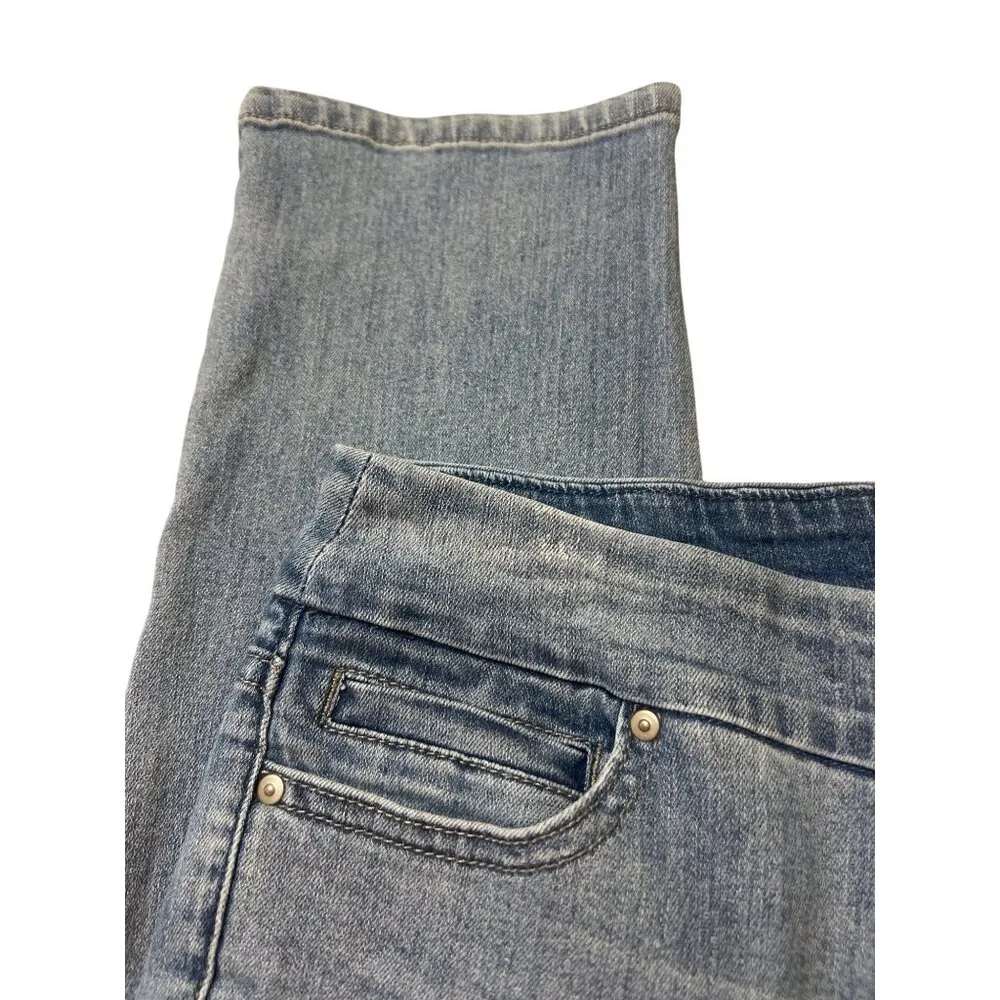 Westbound Blue Pull On Capri Jeans Slimming Panel Stretch Denim Size 6 NWOT - Image 2