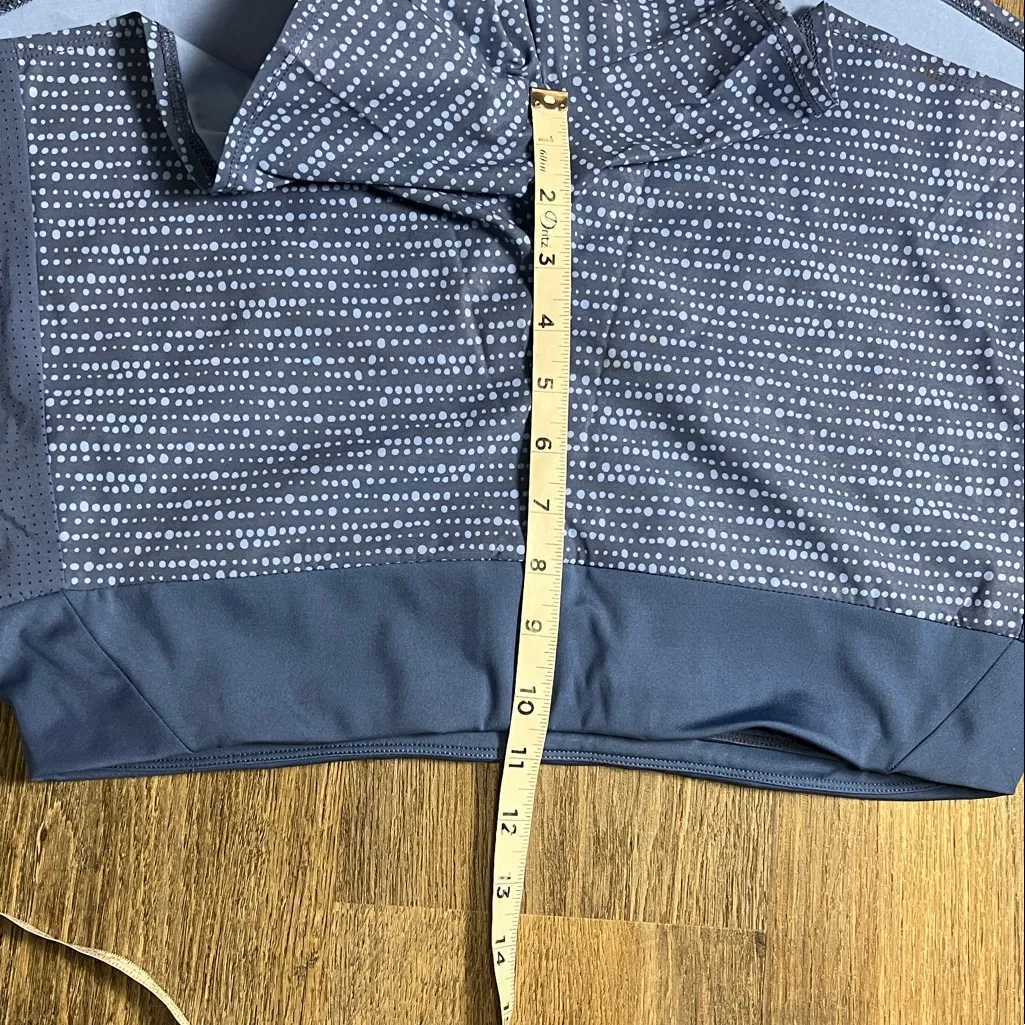 Bunny Women's Blue Lined Athletic Shorts Size Large NWOT - Image 8