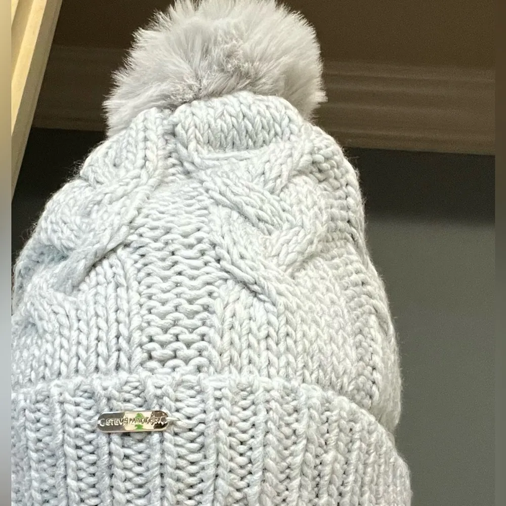 Steve Madden Gray Cap Cable Knit Winter Hat Sherpa Lined Toboggan Womens New - Image 5