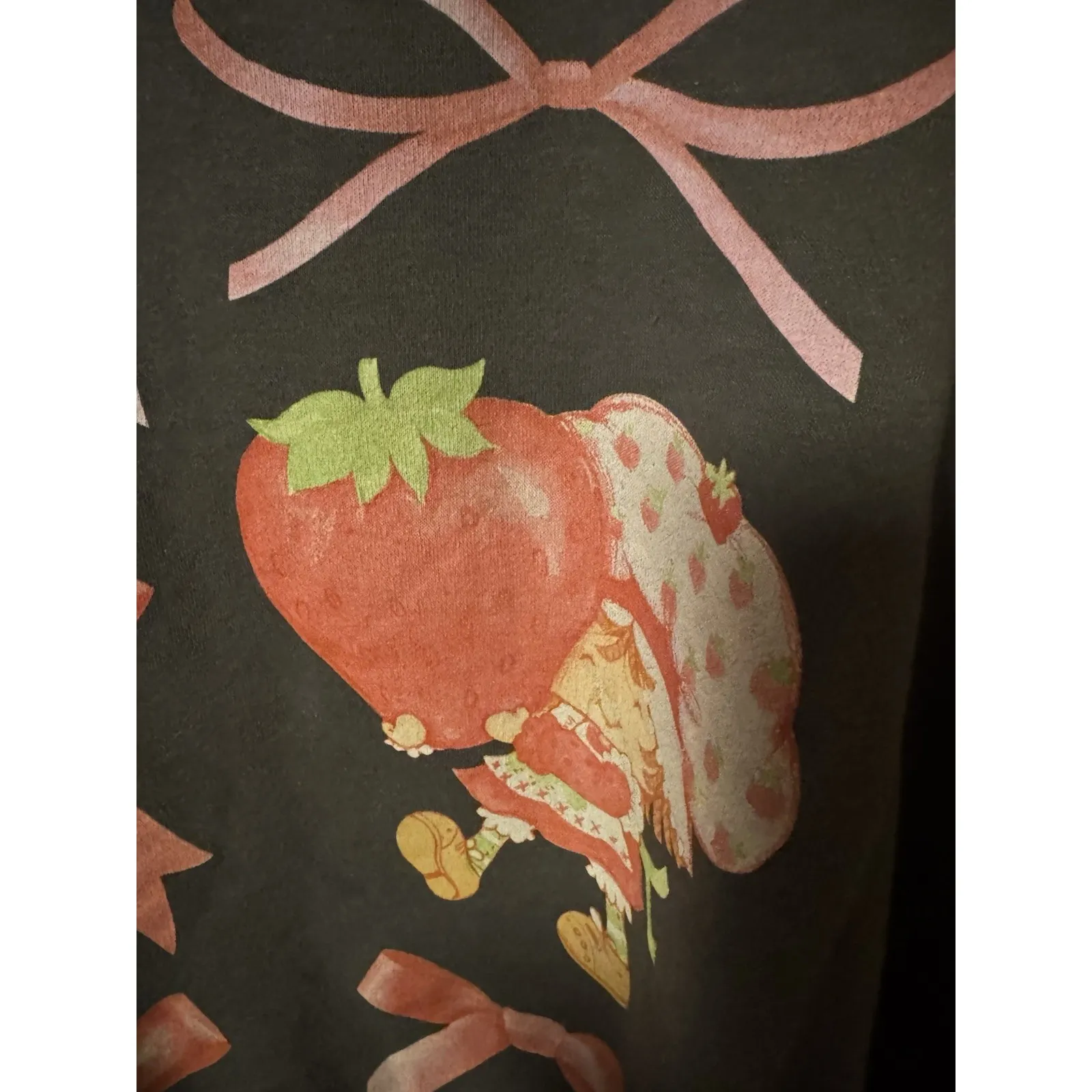 Strawberry Shortcake Vintage Print Crewneck Gray Sweatshirt Size M 2024 Edition Size M - Image 6