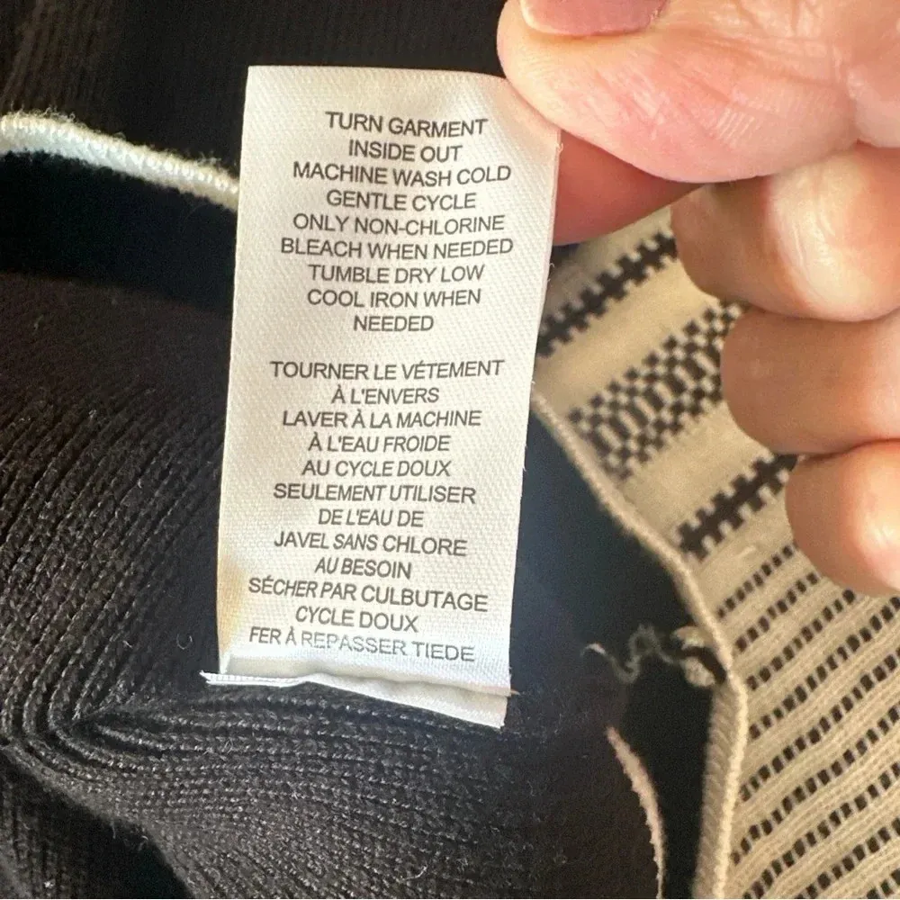 truth by republic sweater womens medium Black - Image 7