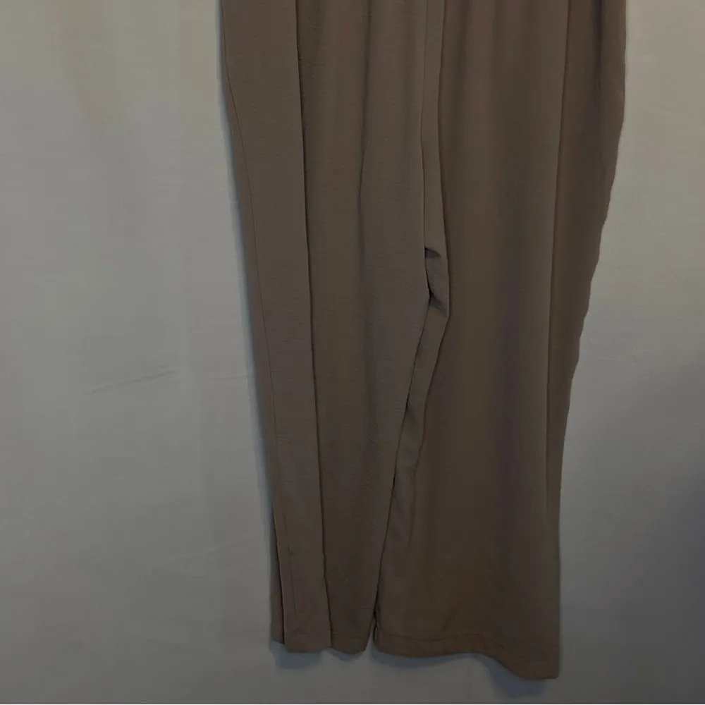 SOHO Women's Taupe Pants size Large - Image 3
