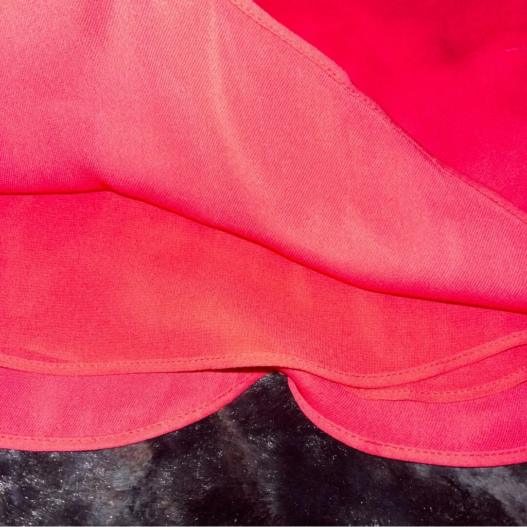 White House Black Market Blouse - Image 3