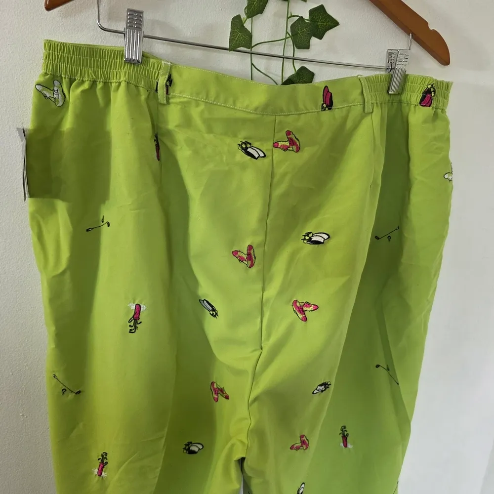 Sag Harbor Sport On The Green Embroidered Gold Design Capri Pants Size 20W - Image 7