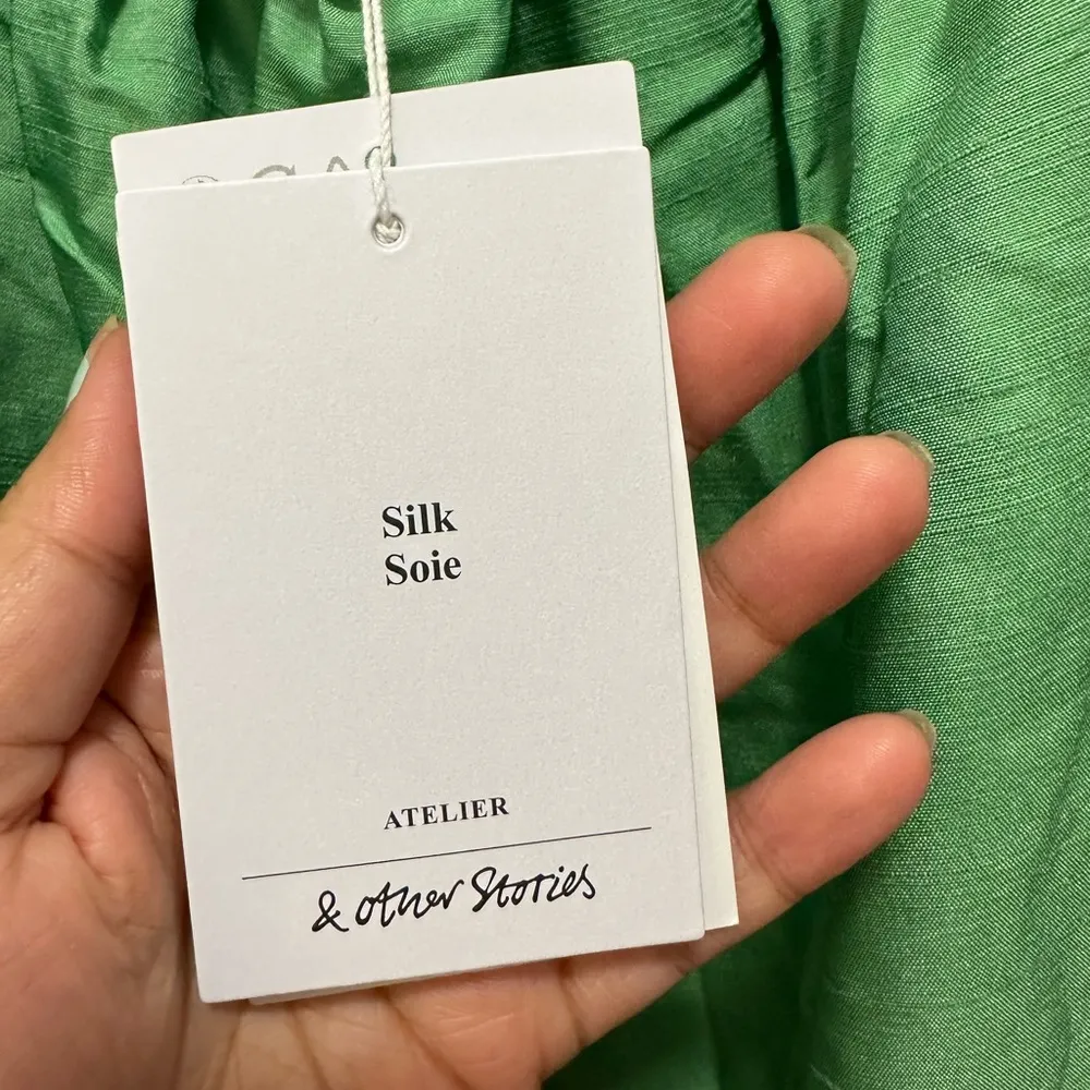 & Other Stories Green Silk Puff Sleeve Tie Back Voluminous Midi Dress Size 6 NWT - Image 8