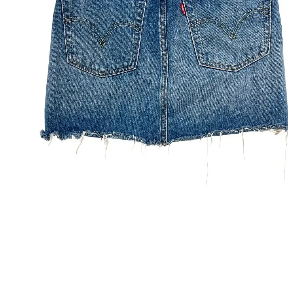 Levi's Deconstructed Mini Skirt Medium Wash Denim Jean Size‎ 28 - Image 8