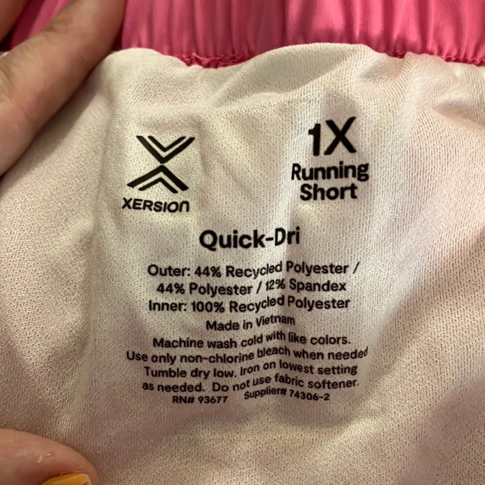 NWT Xersion Mid-Rise Running Shorts, 1X - Image 3