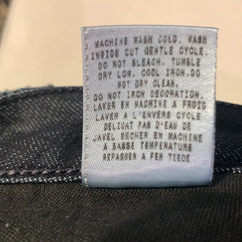 Guess by Mariano Dark Denim Blue Whiskers Bootcut/Straight Jeans Size 25 EUC - Image 11