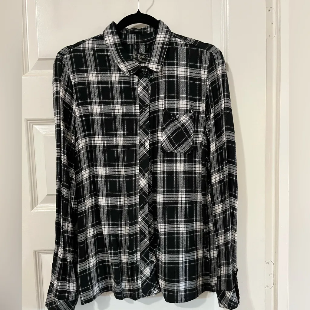 Ci Sono Plaid Collection Women’s Top Sz L - Image 7