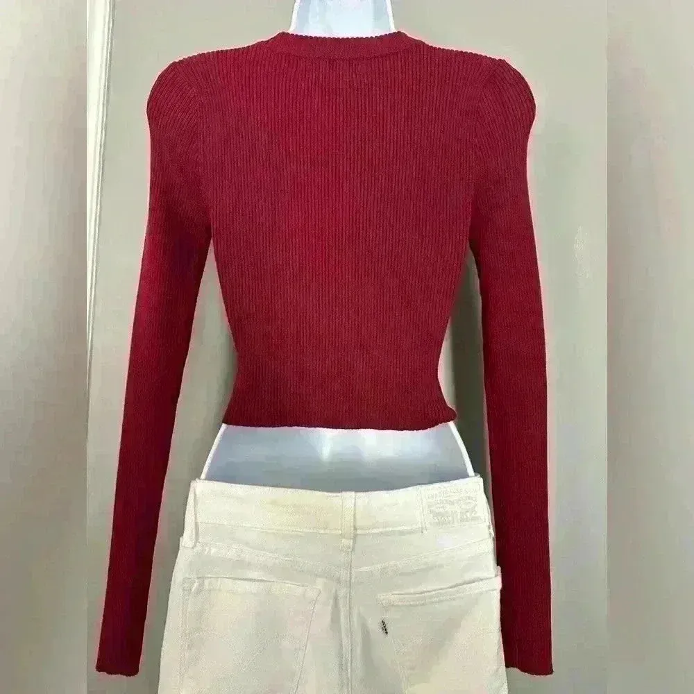 Forever 21  Women's Berry Cropped Top Sweater (482) - Image 3