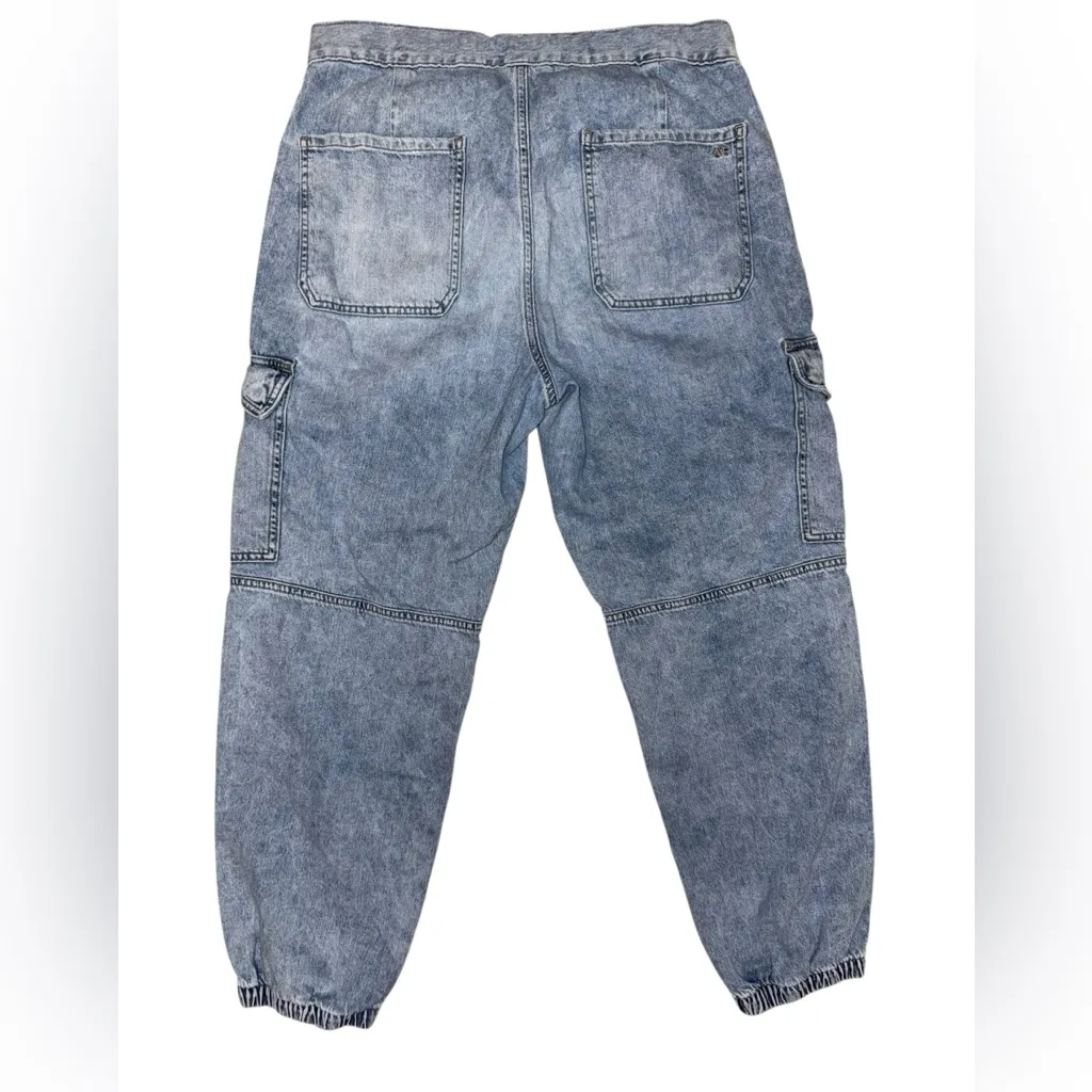 American Eagle Super High-Waisted Cargo Denim Jogger - Image 3