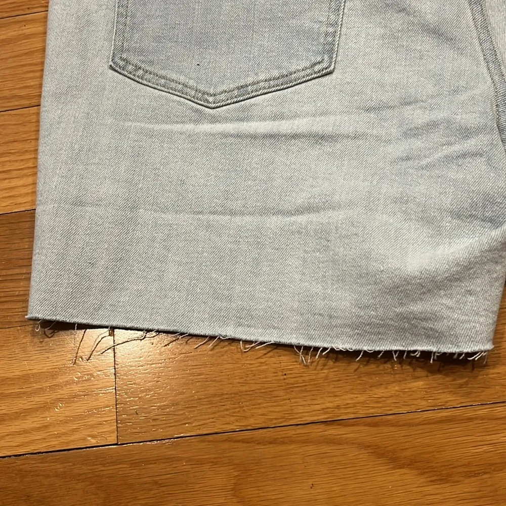 NWOT Old Navy button fly high-rise O.G straight Jean shorts size 16 . - Image 9