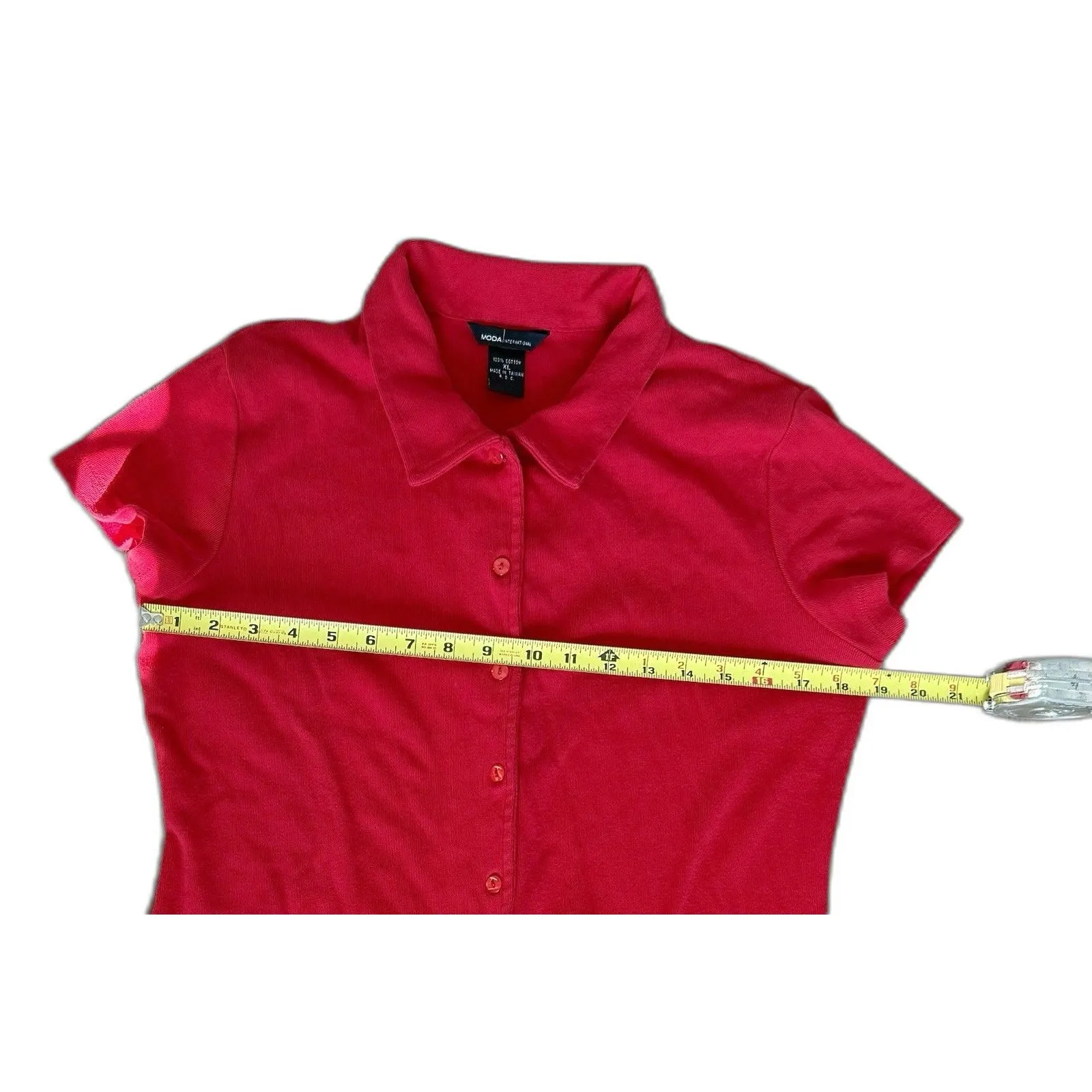 Red T - Image 4