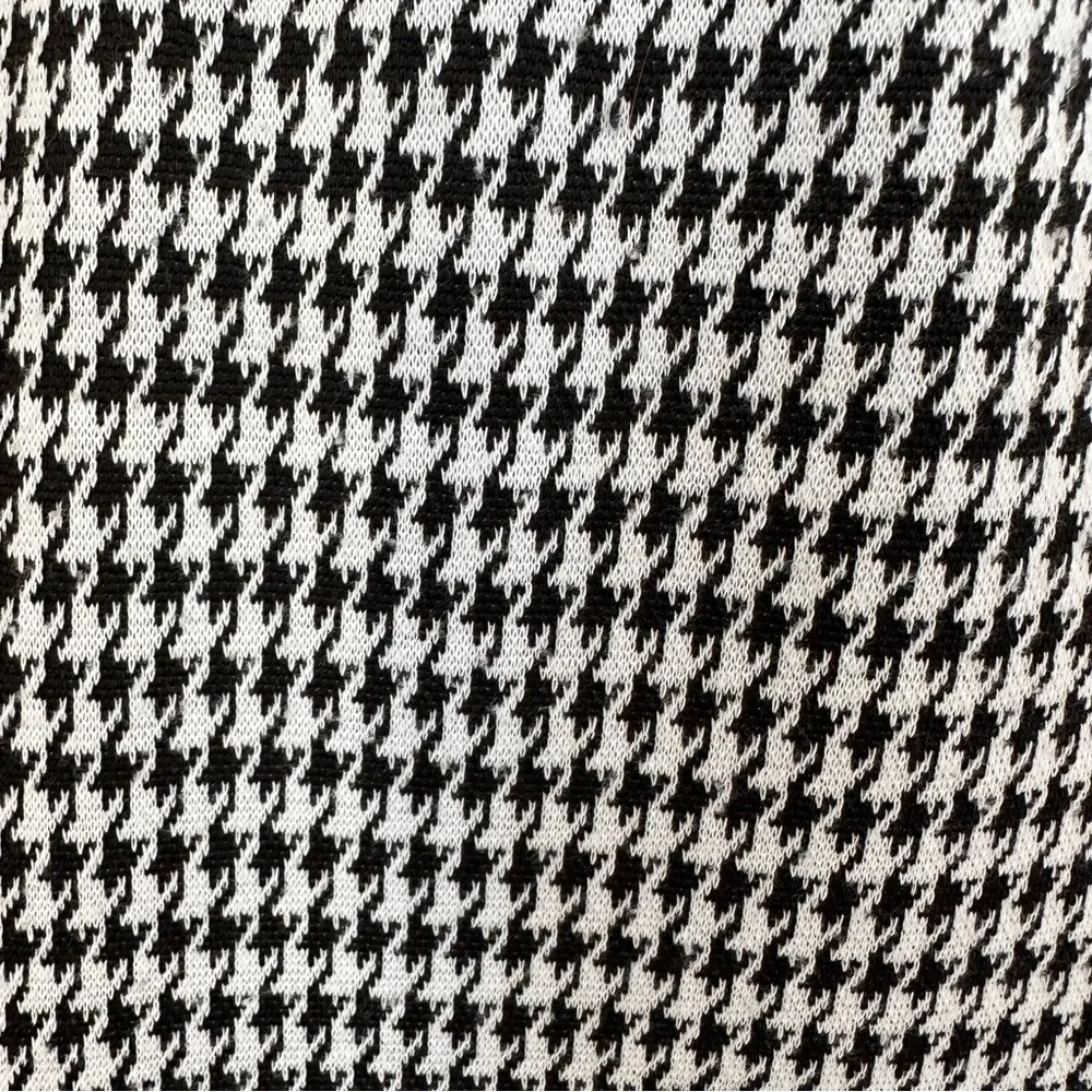 Houndstooth Patterned Flared Leggings SZ Small - Image 5