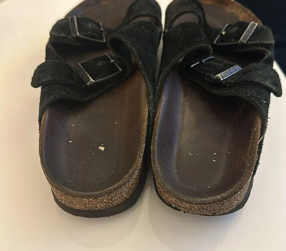 Birkenstock Arizona women’s sandal. Black and Suade straps. Size 38 - Image 6