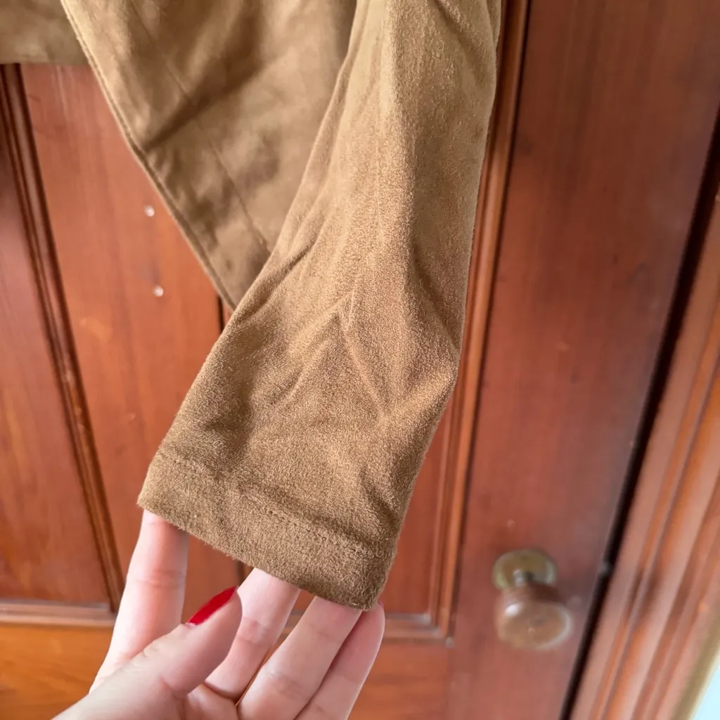 Romeo and Juliet Couture Faux Suede Tan Jacket Size Small - Image 6