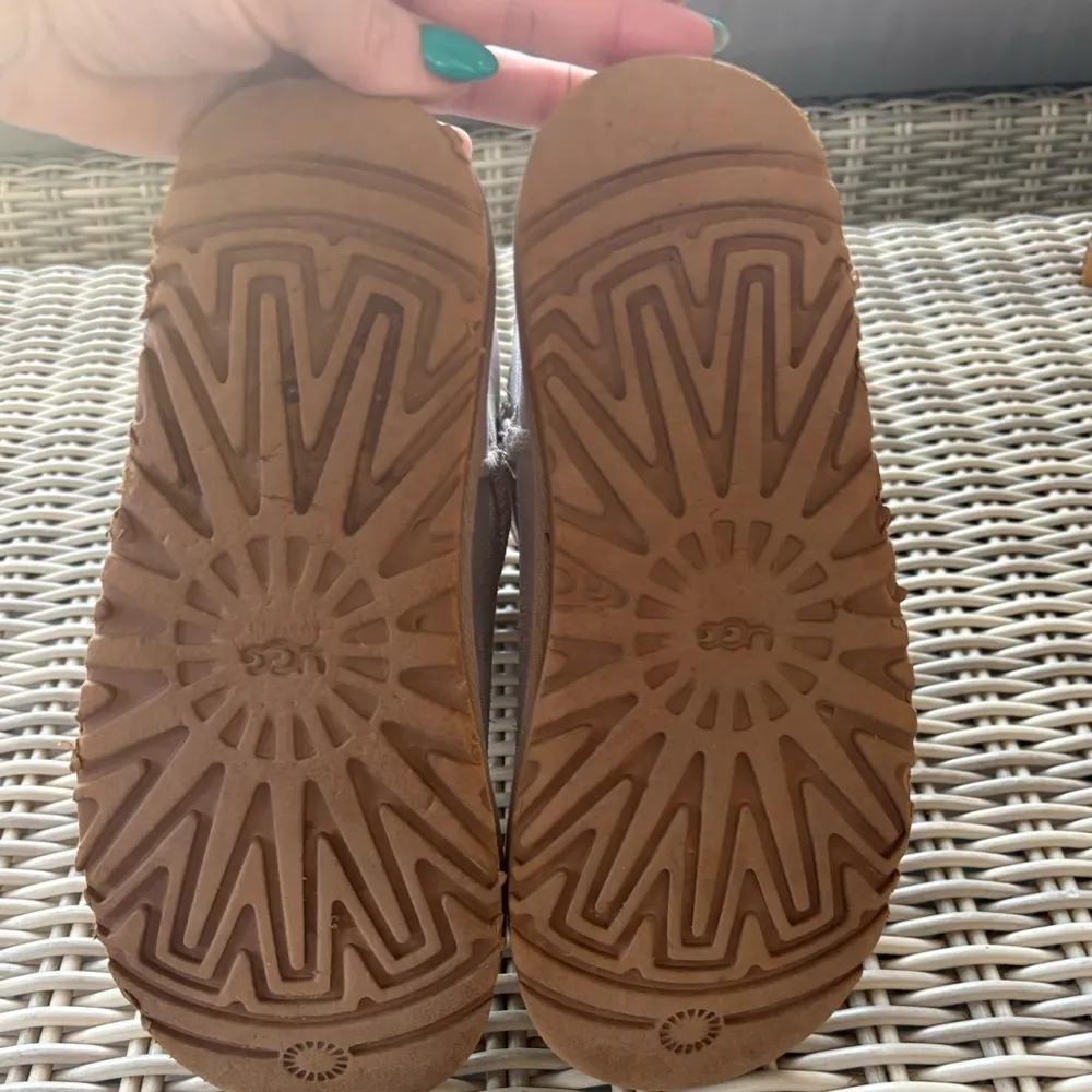 Ugg Bailey‎ Button II Sheepskin Lined Boots 38 winter comfort streetwear layered - Image 5