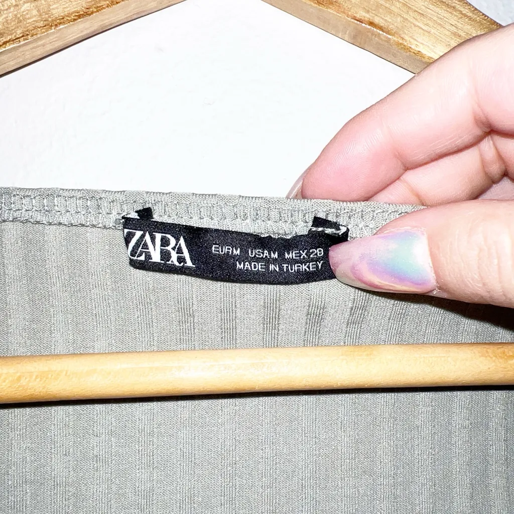 Zara light green ribbed faux button long sleeve scoop neck mini dress - Image 5