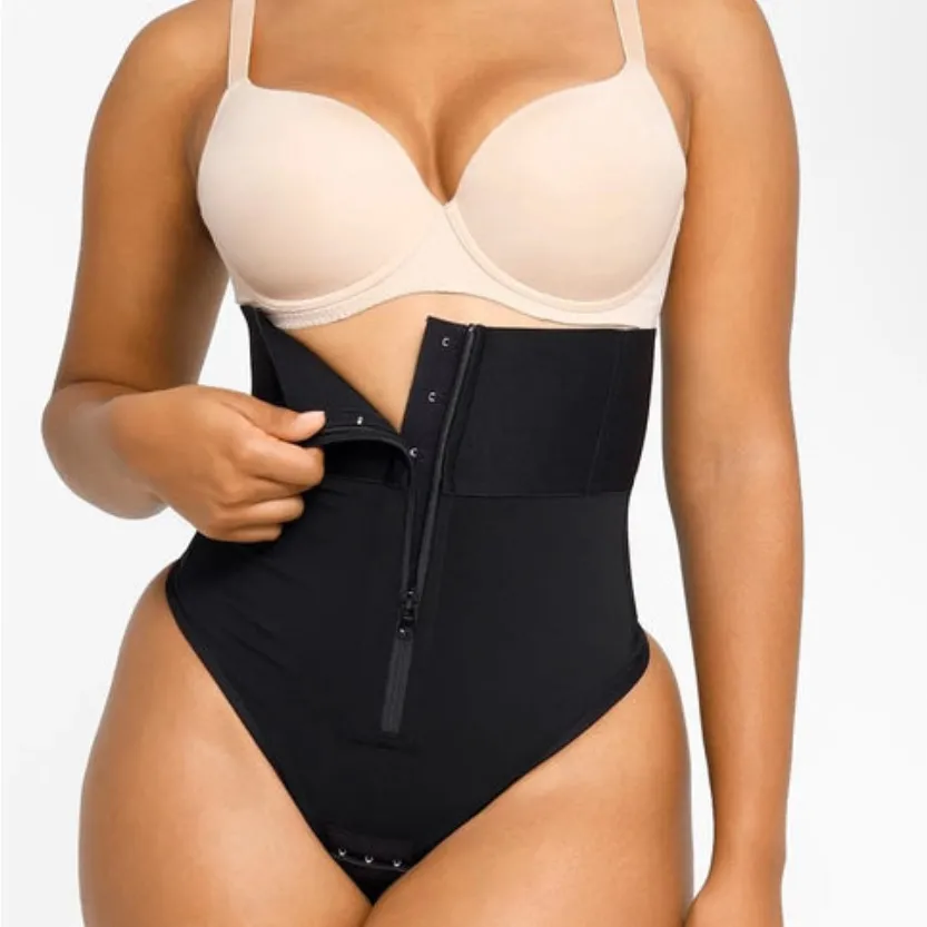 Sleek Black High - Image 3