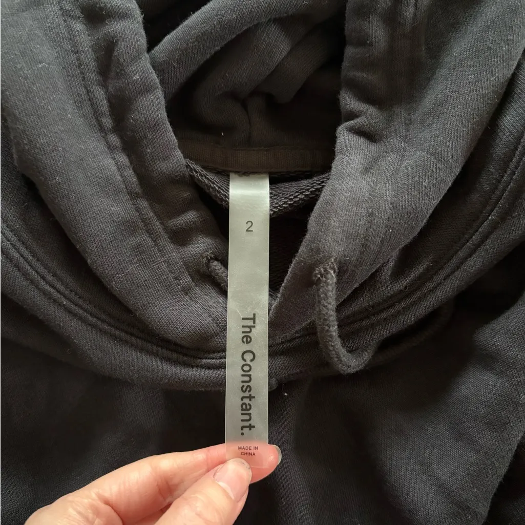 The constant cropped hoodie from Aritzia - Image 2