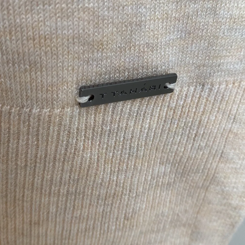 Tahari V Neck Cardigan Sweater Oatmeal Heather - Image 5