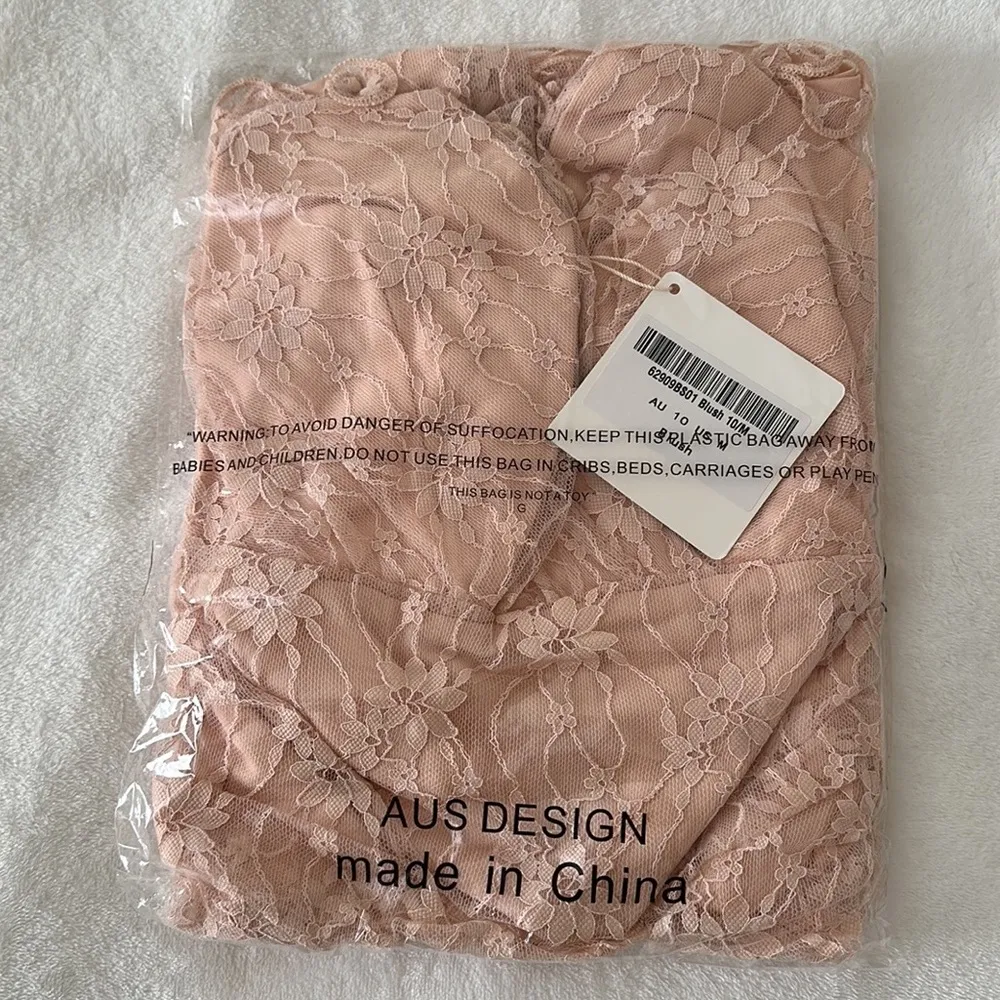 Selfie Leslie | Kaley Ruched Lace Dress - Image 7