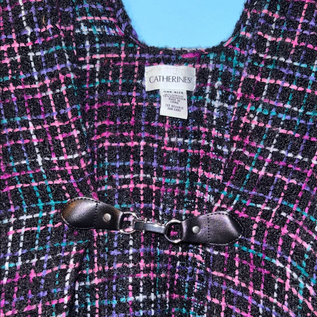 Cathrine’s Plaid Poncho with Toggle Closure - Image 2