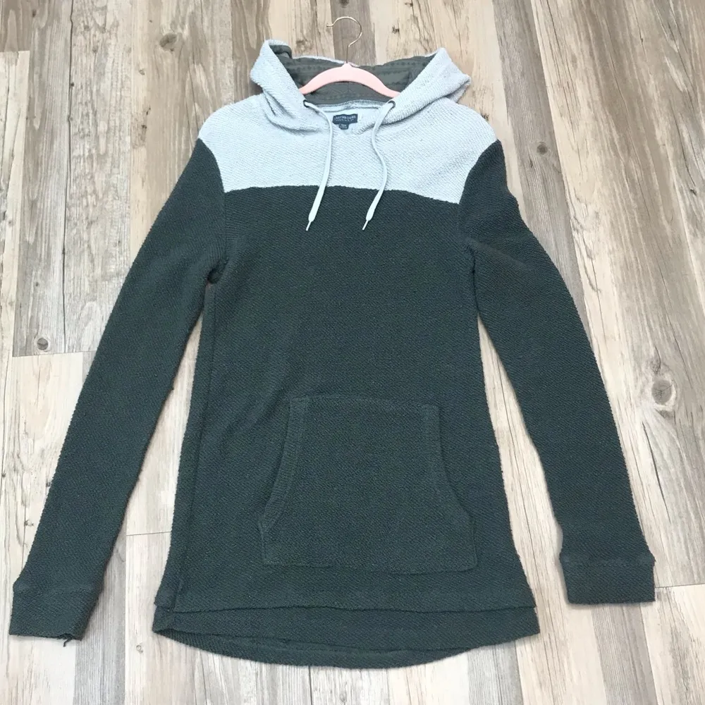 Woman’s Boho Earth Bound green sweatshirt Medium - Image 5