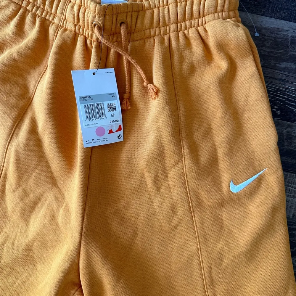 Nike Sportswear Women's Essential Fleece High Rise Shorts DM6123-738 Yellow - Image 3